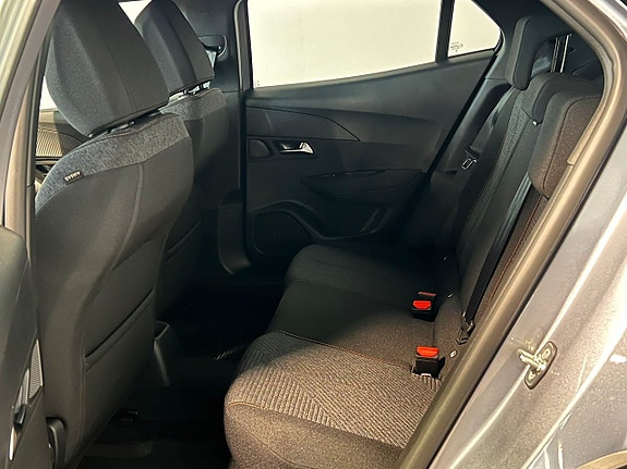Peugeot 2008 8 of 10