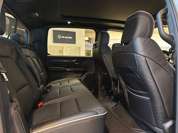 Dodge RAM 1500 8 of 25
