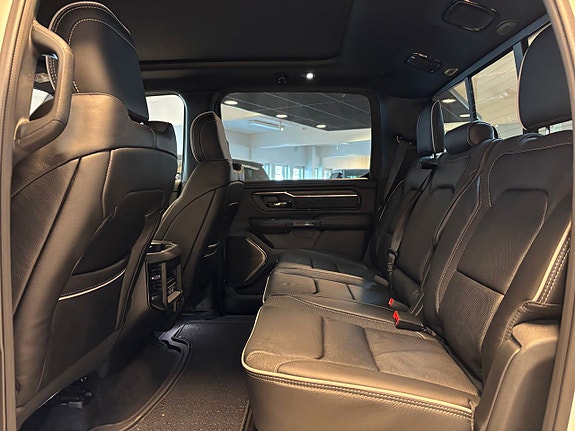 Dodge RAM 1500 7 of 25