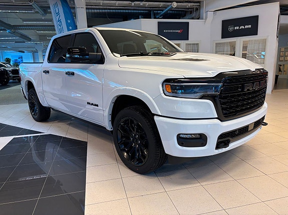 Dodge RAM 1500 3 of 5