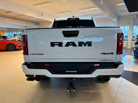 Dodge RAM 1500 21 of 25