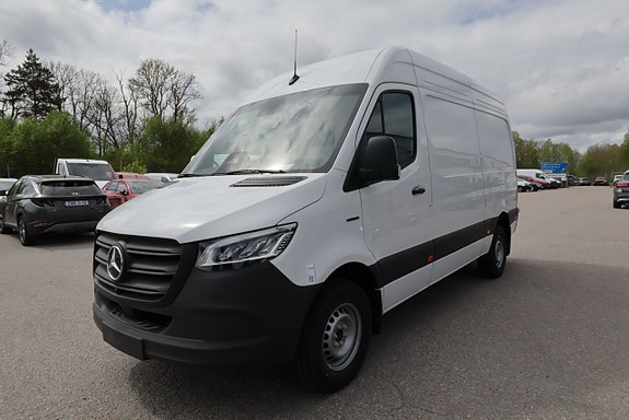 Mercedes-Benz eSprinter 414 3 of 26