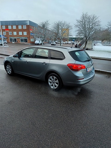 Opel Astra 3 of 15