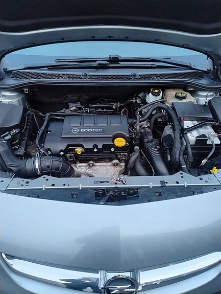 Opel Astra 9 of 15