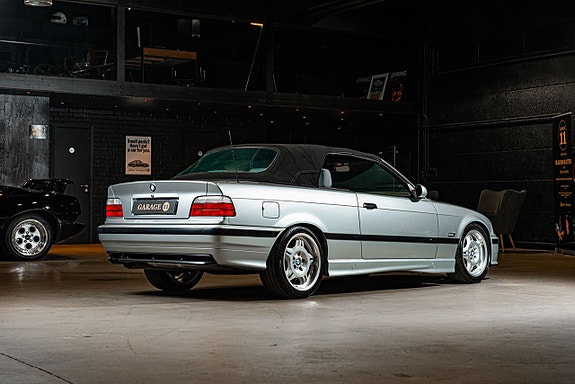 BMW 325i 7 of 25