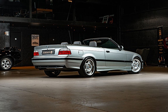 BMW 325i 6 of 25