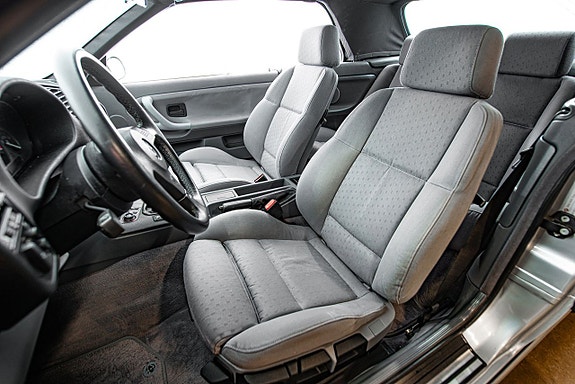 BMW 325i 13 of 25