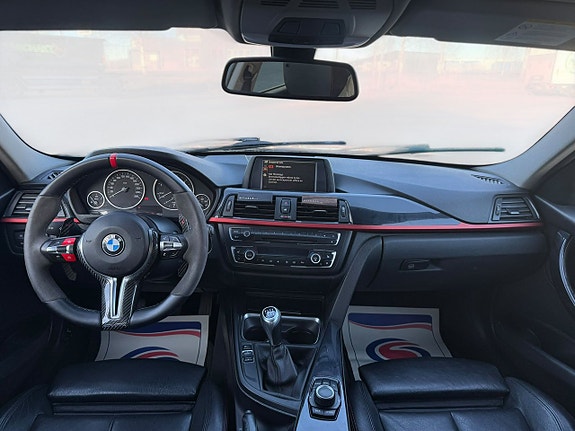 BMW 320 13 of 16
