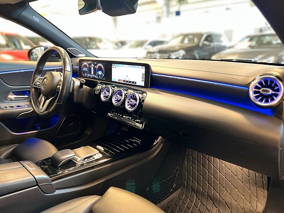 Mercedes-Benz CLA200 d 24 of 27