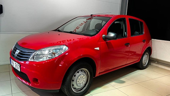 Dacia Sandero 2 of 5
