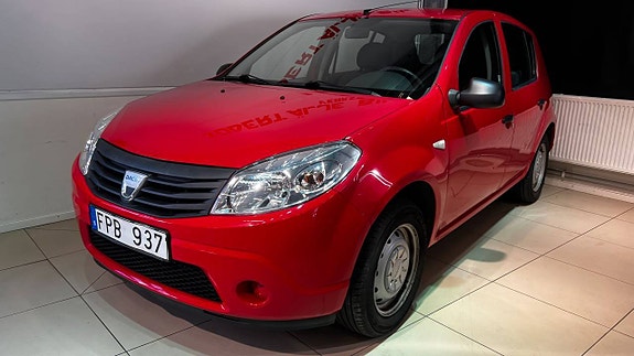 Dacia Sandero 3 of 5