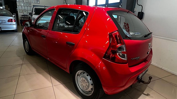 Dacia Sandero 11 of 19