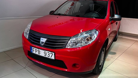 Dacia Sandero 4 of 5