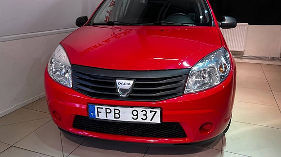 Dacia Sandero 5 of 5