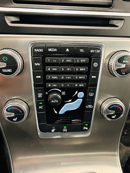 Volvo V60 12 of 17