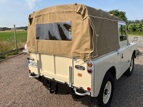Land Rover Serie II 4 of 23