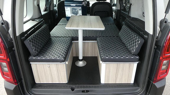 Peugeot Rifter 24 of 24