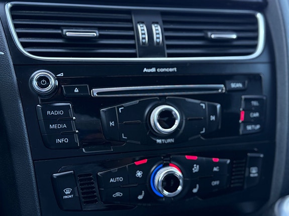 Audi A4 12 of 18
