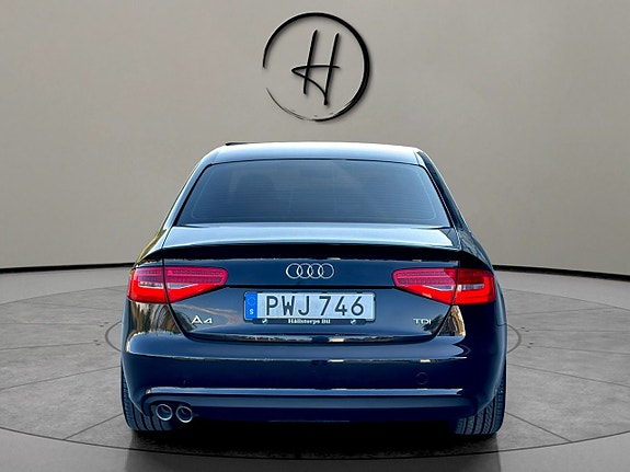 Audi A4 4 of 18