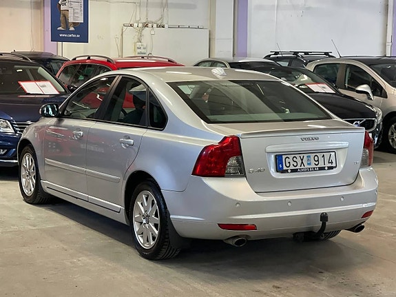 Volvo S40 5 of 5