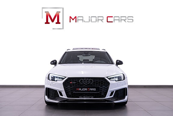 Audi RS4 2 of 30