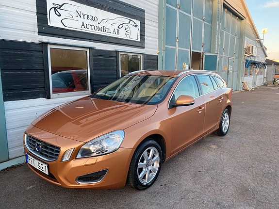 Volvo V60 10 of 12