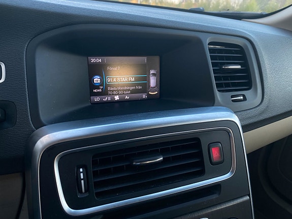 Volvo V60 9 of 12