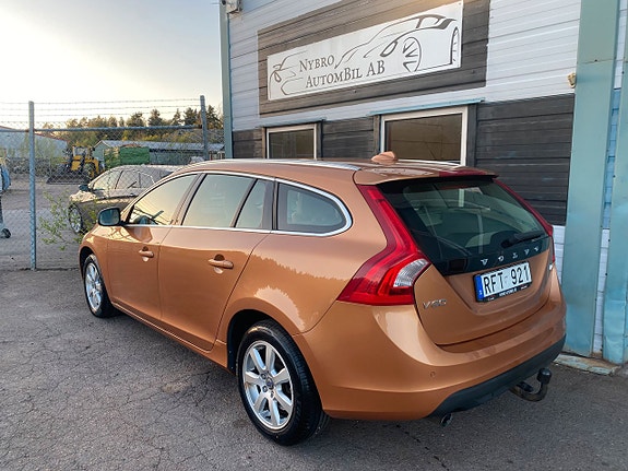 Volvo V60 12 of 12