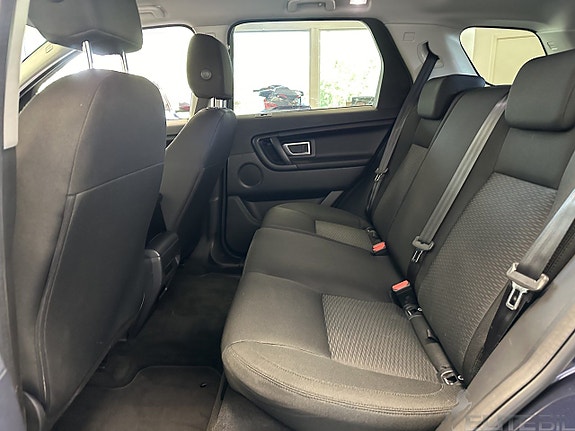 Land Rover Discovery Sport 18 of 22