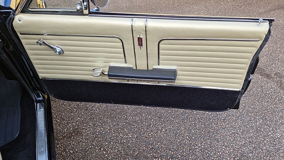 Oldsmobile Cutlass 5 of 5