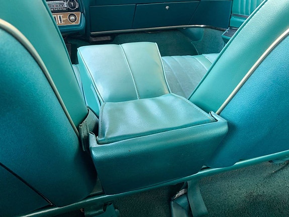 Oldsmobile Toronado 12 of 25
