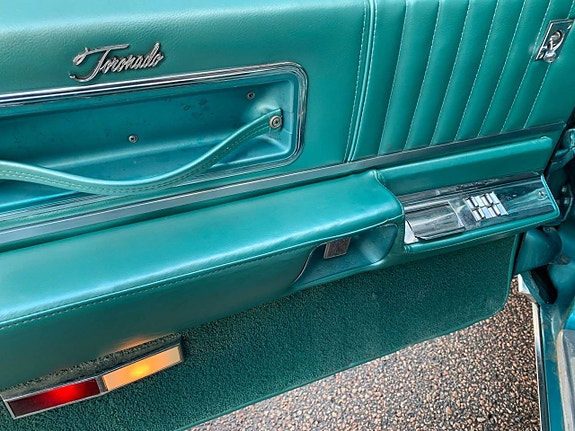 Oldsmobile Toronado 10 of 25
