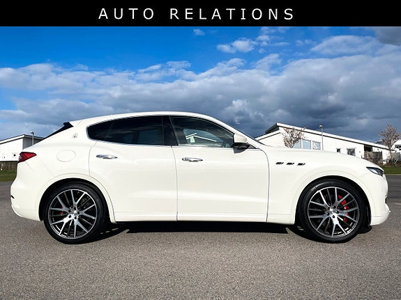 Maserati Levante 9 of 12