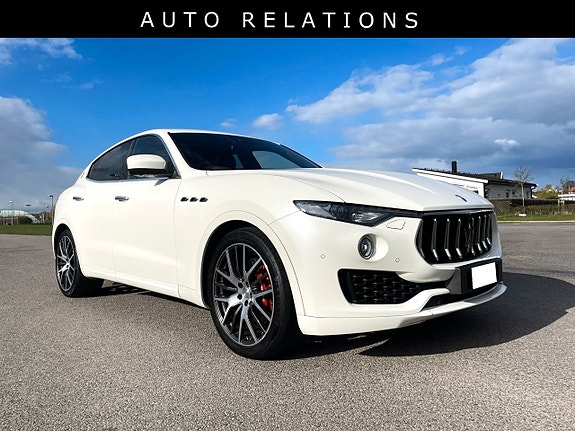 Maserati Levante 5 of 5