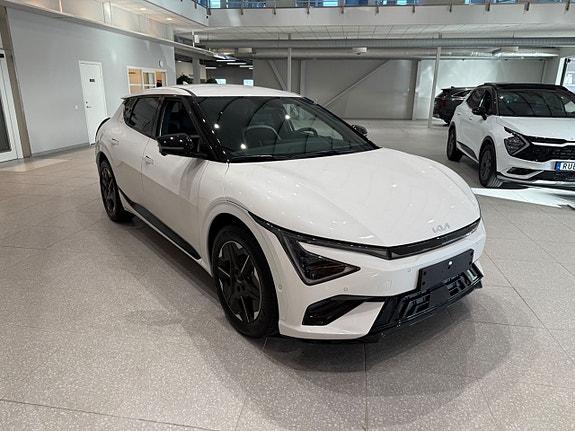 Kia EV6 5 of 20