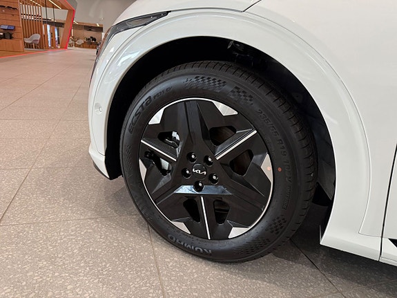 Kia EV6 16 of 20