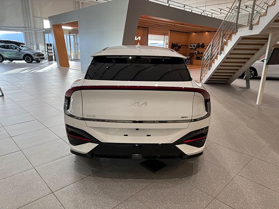 Kia EV6 3 of 20