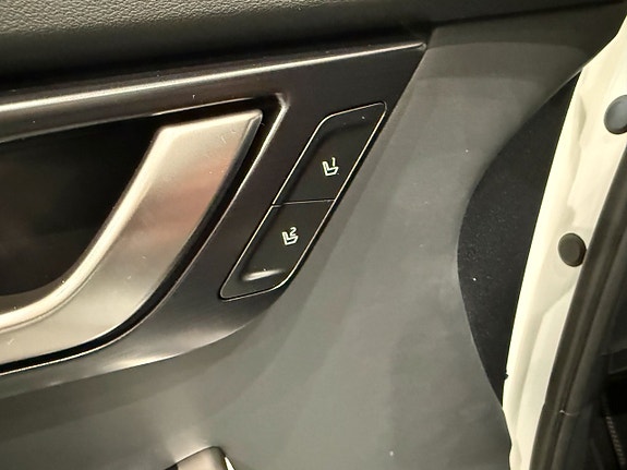 Kia EV6 8 of 20