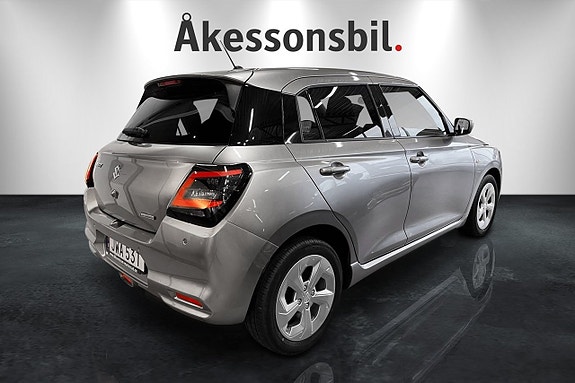 Suzuki Swift 4 of 5