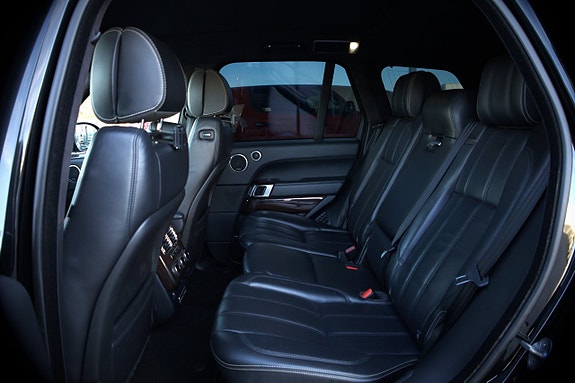 Land Rover Range Rover 19 of 22