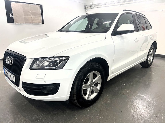 Audi Q5 2 of 5