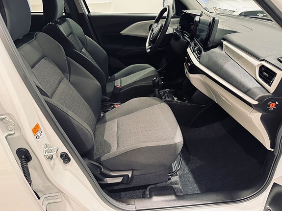 Suzuki Swift 10 of 14