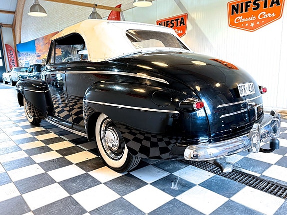 Ford Super Deluxe 13 of 30