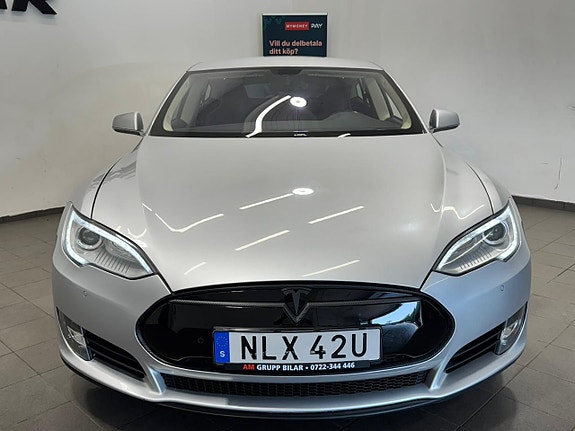 Tesla Model S 6 of 17