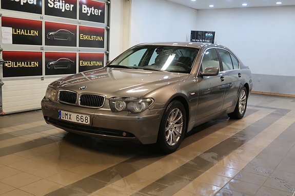 BMW 745i