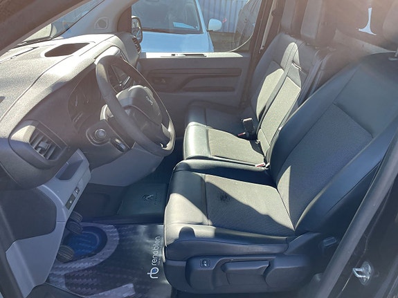 Peugeot Expert 8 of 9