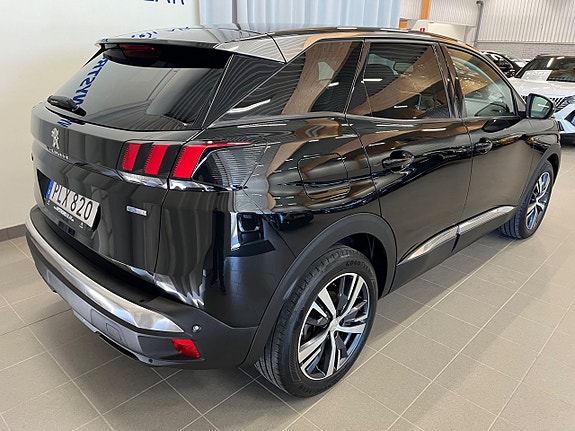 Peugeot 3008 4 of 5
