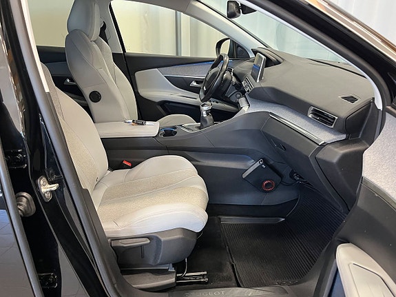 Peugeot 3008 7 of 8