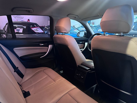 BMW 120 9 of 20