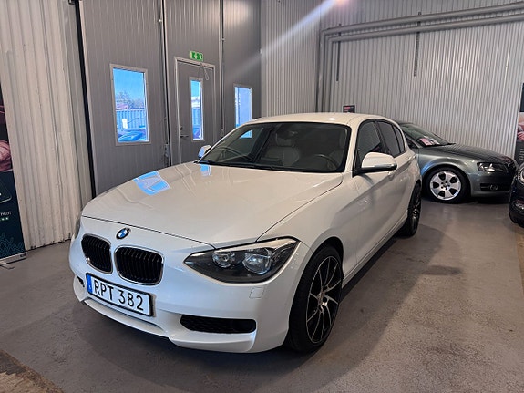 BMW 120 4 of 20